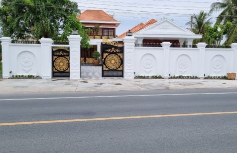 Bán vila mặt tiền QL50 trung tâm Gò Công Tây, Tiền Giang (17×27)